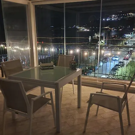 Seafront Penthouse In Taormina * מצאו