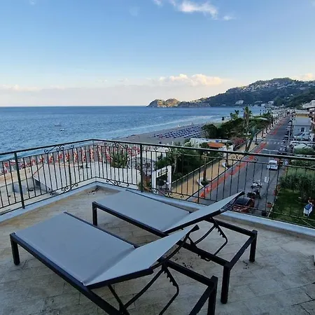 Seafront Penthouse In Taormina